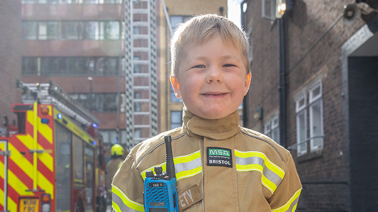 Buy a costume for a child like Monty